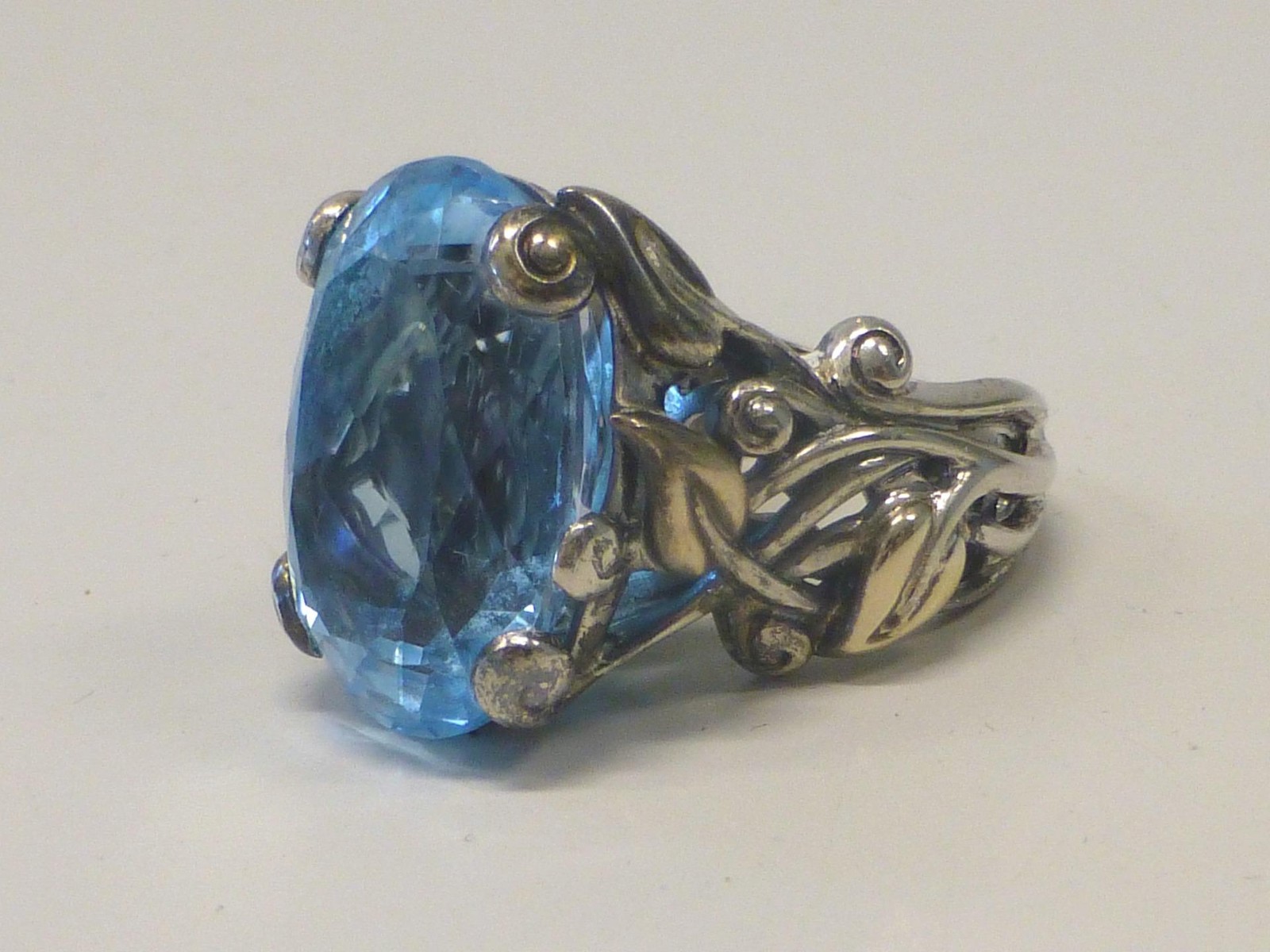 Barbara Bixby Sterling Silver & 18k Gold BLUE Topaz VINE Leaf Ring Size 6