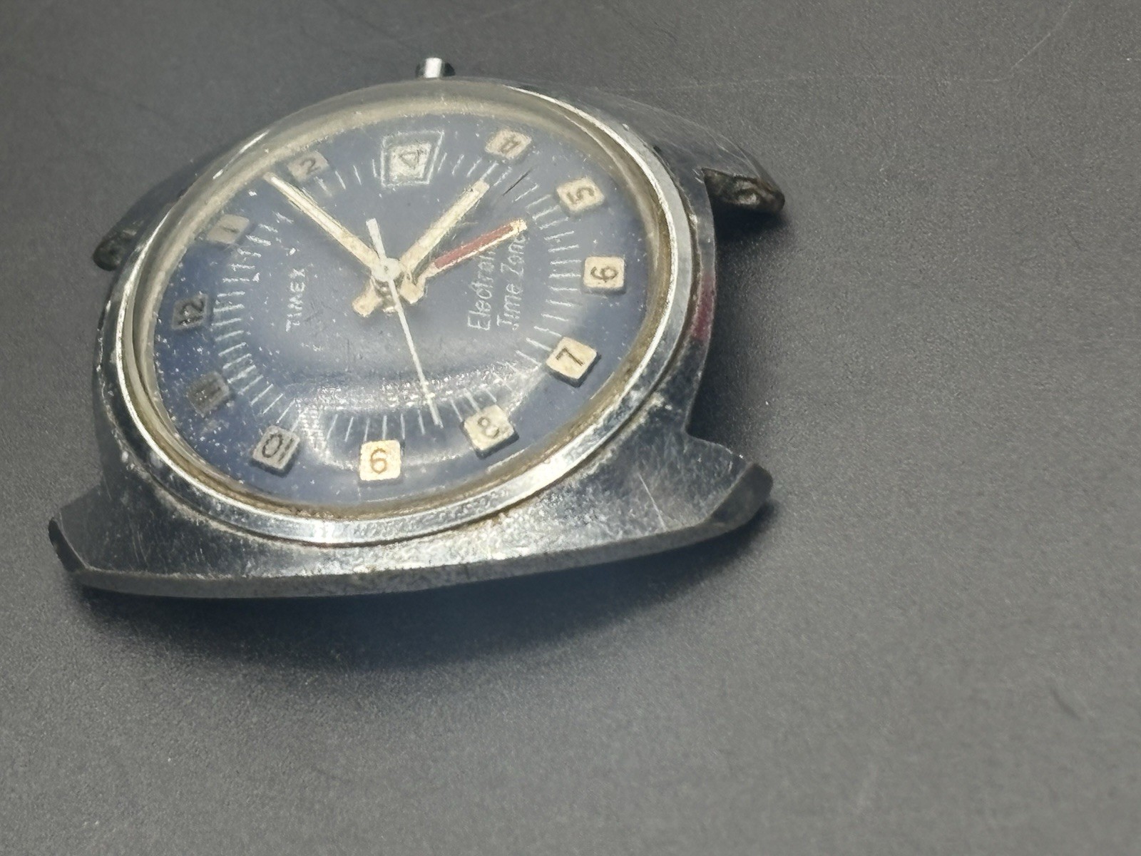 VINTAGE TIMEX ELECTRONIC TIME ZONE WATCH MENS BLUE DIAL 1970s Parts Only