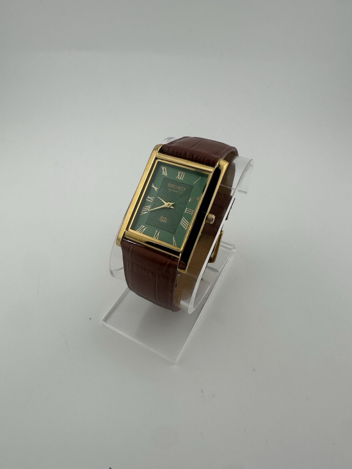 GREEN Vintage Seiko Slim Quartz men’s Wrist Watch