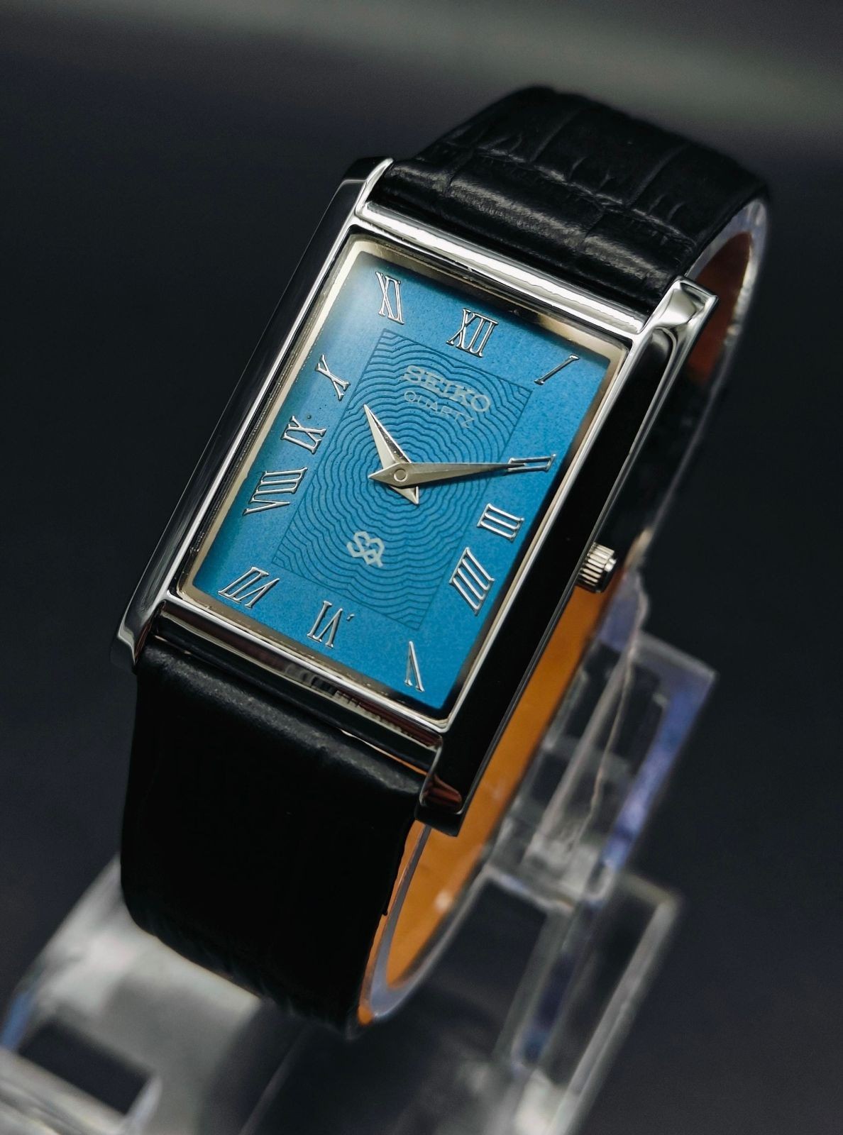 Vintage Rare Seiko Slim Quartz Men’s Wrist Watch With Free DDP Shipping