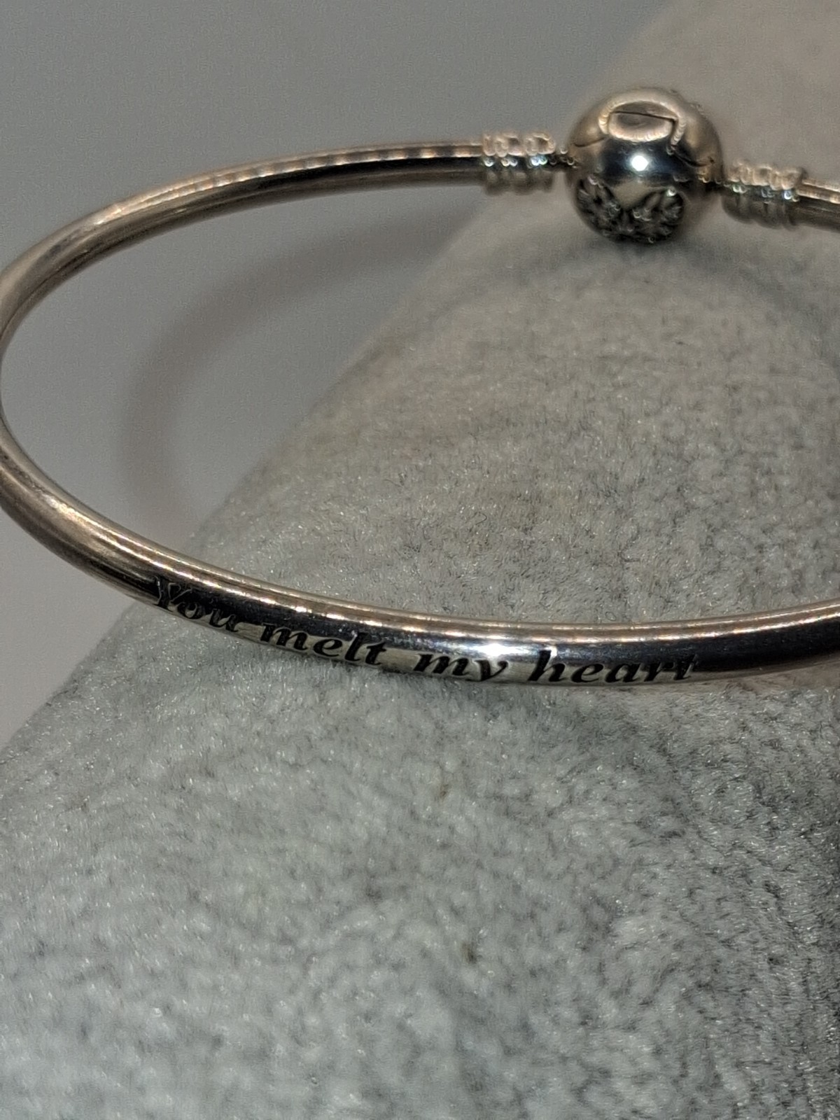 Pandora Sterling Silver You Melt My Heart Bangle 598619C00 S925 ALE 20cm