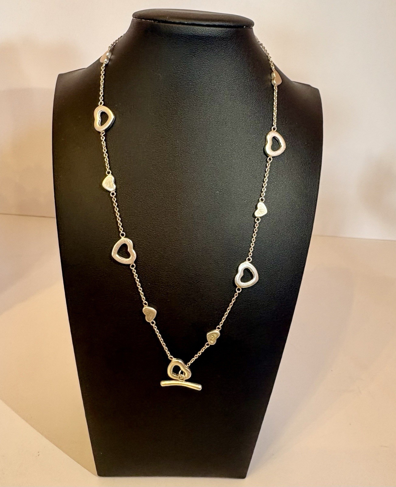 Tiffany & Co. 925 Sterling Silver Open Heart Toggle Necklace 17.5” 14.4g