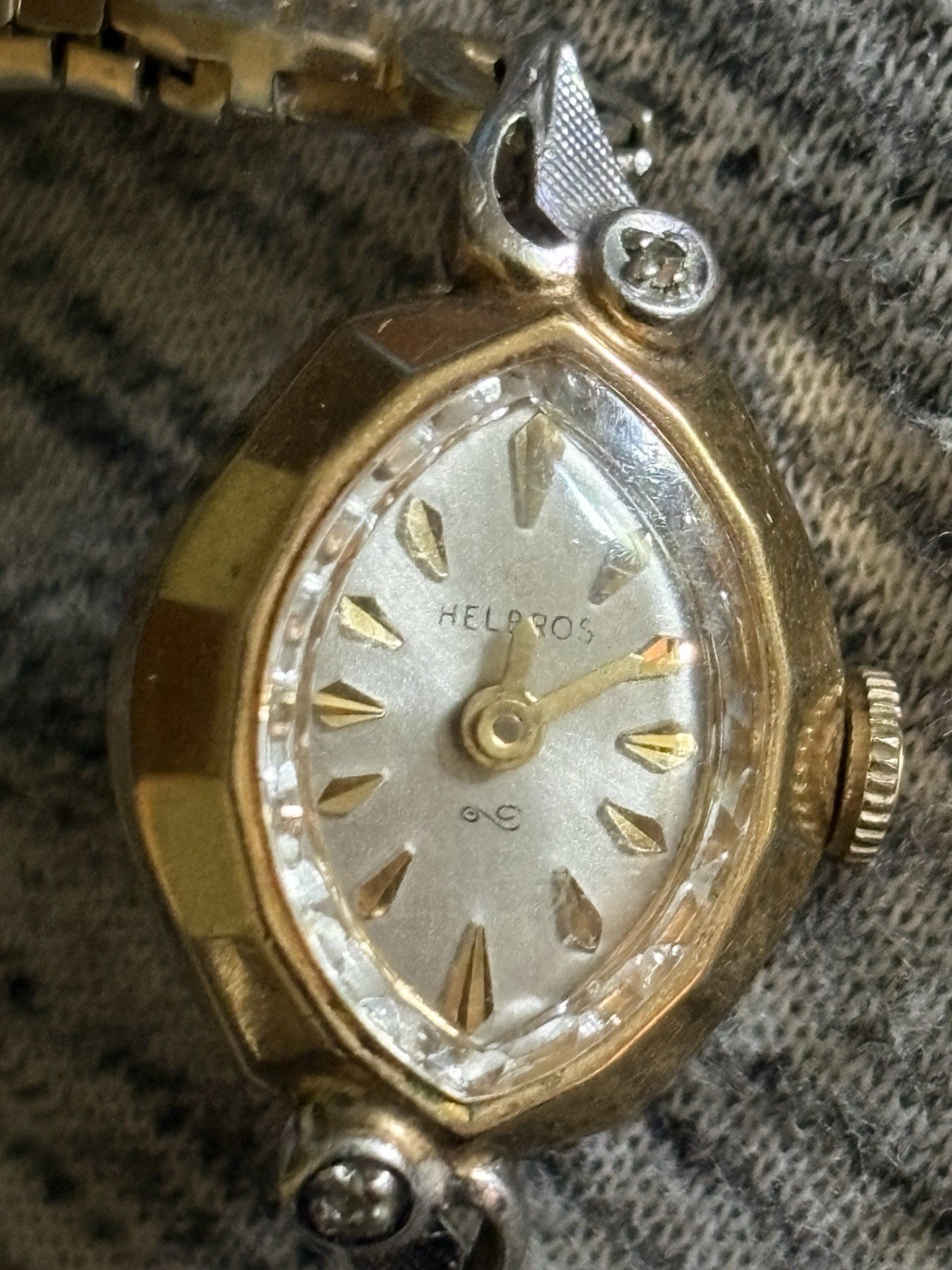 Vintage Helbros Women’s Manual Wind Up Watch (Not Tested)