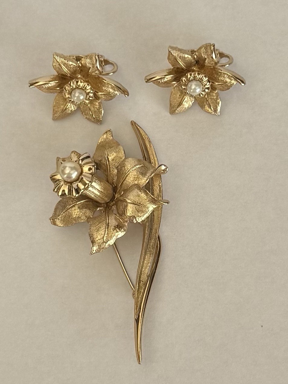 Vintage 1964 Marcel Boucher Jonquil Daffodil Brooch Earring Set Box Tags 8692