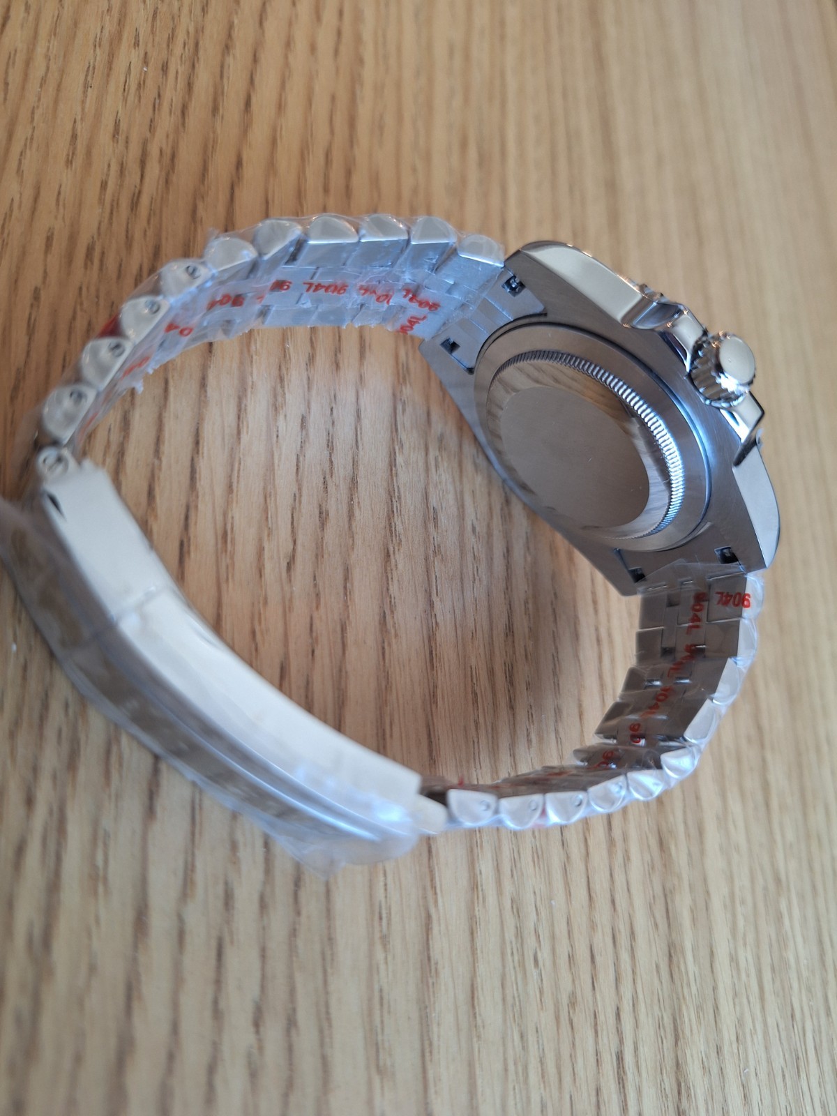 40mm Custom Glacier Blue Diver Watch – VH31, White Ceramic Bezel 904L Jubilee