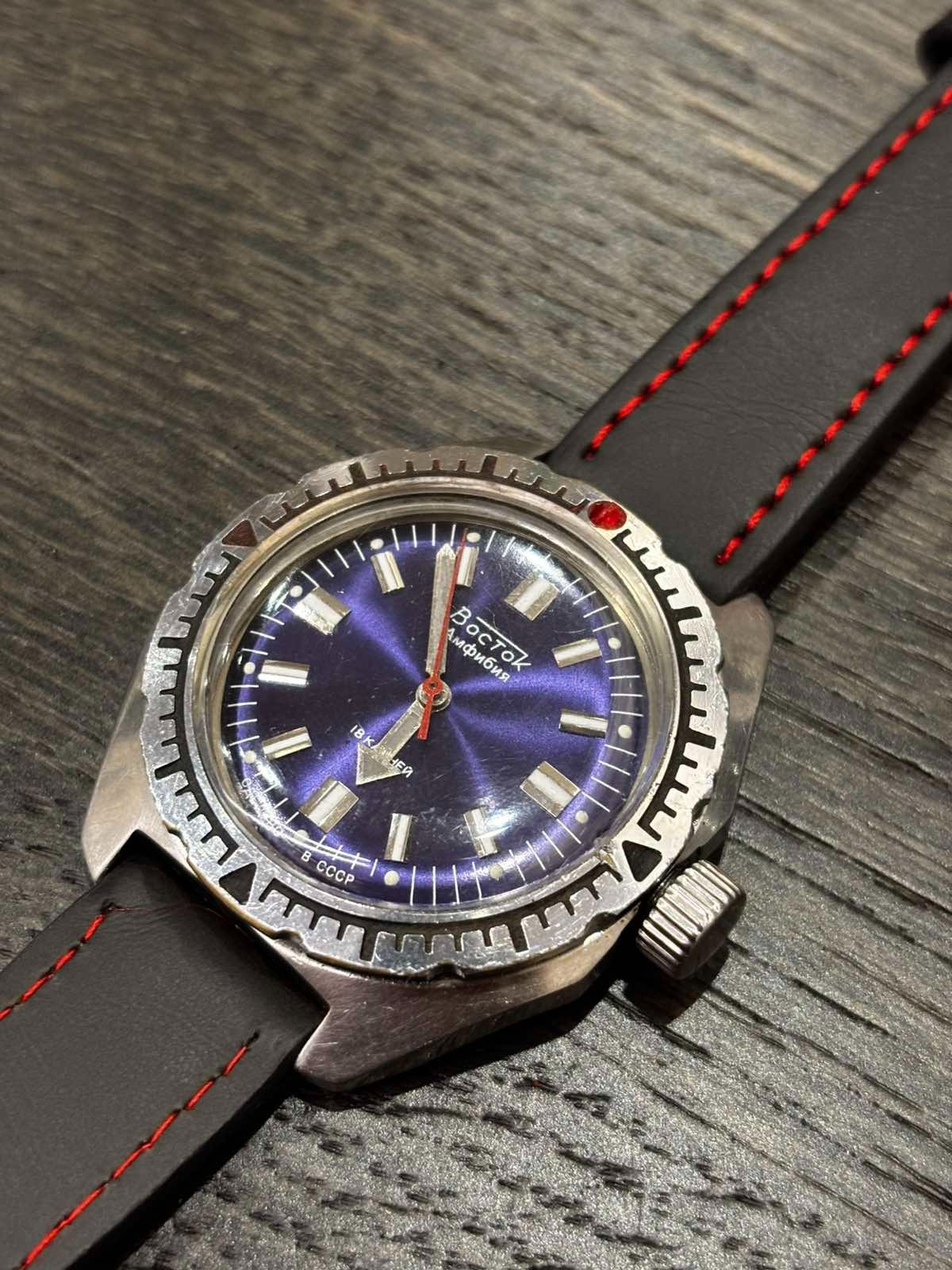 Vostok Amphibia USSR Vintage Mechanical Watch Blue Dial 18 Jewels Serviced New S