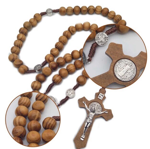 Wooden Rosary Beaded Necklace. Brand New Classic Design .