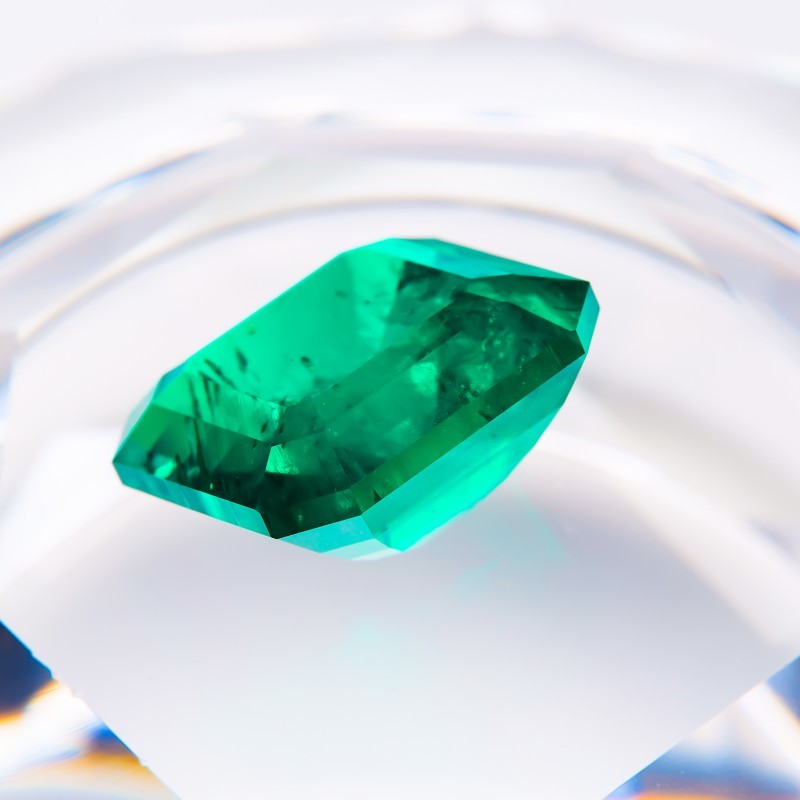 AGL Lab Grown Colombia Emerald Asscher Cut Hydrothermal with Inclusions Gemstone