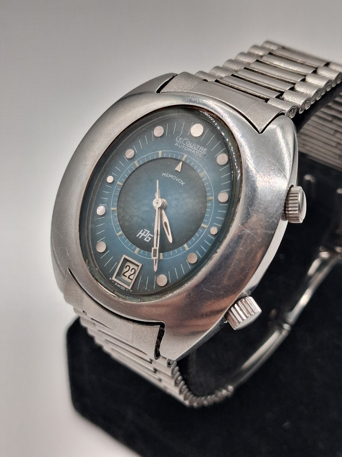 1970s Le Coultre Memovox “Egg” Blue Dial Stainless Steel Wristwatch