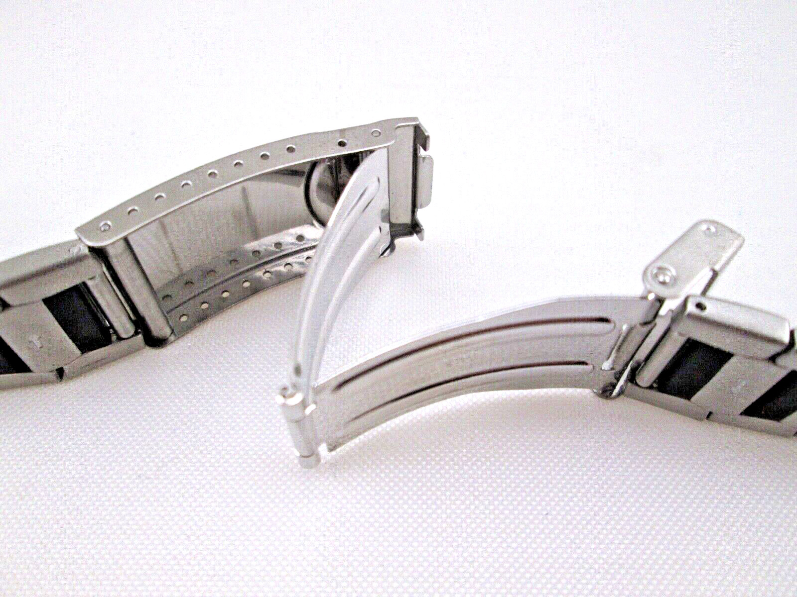 Genuine Timex Ironman T53952 men’s 16mm lug size stainless steel watch band NOS