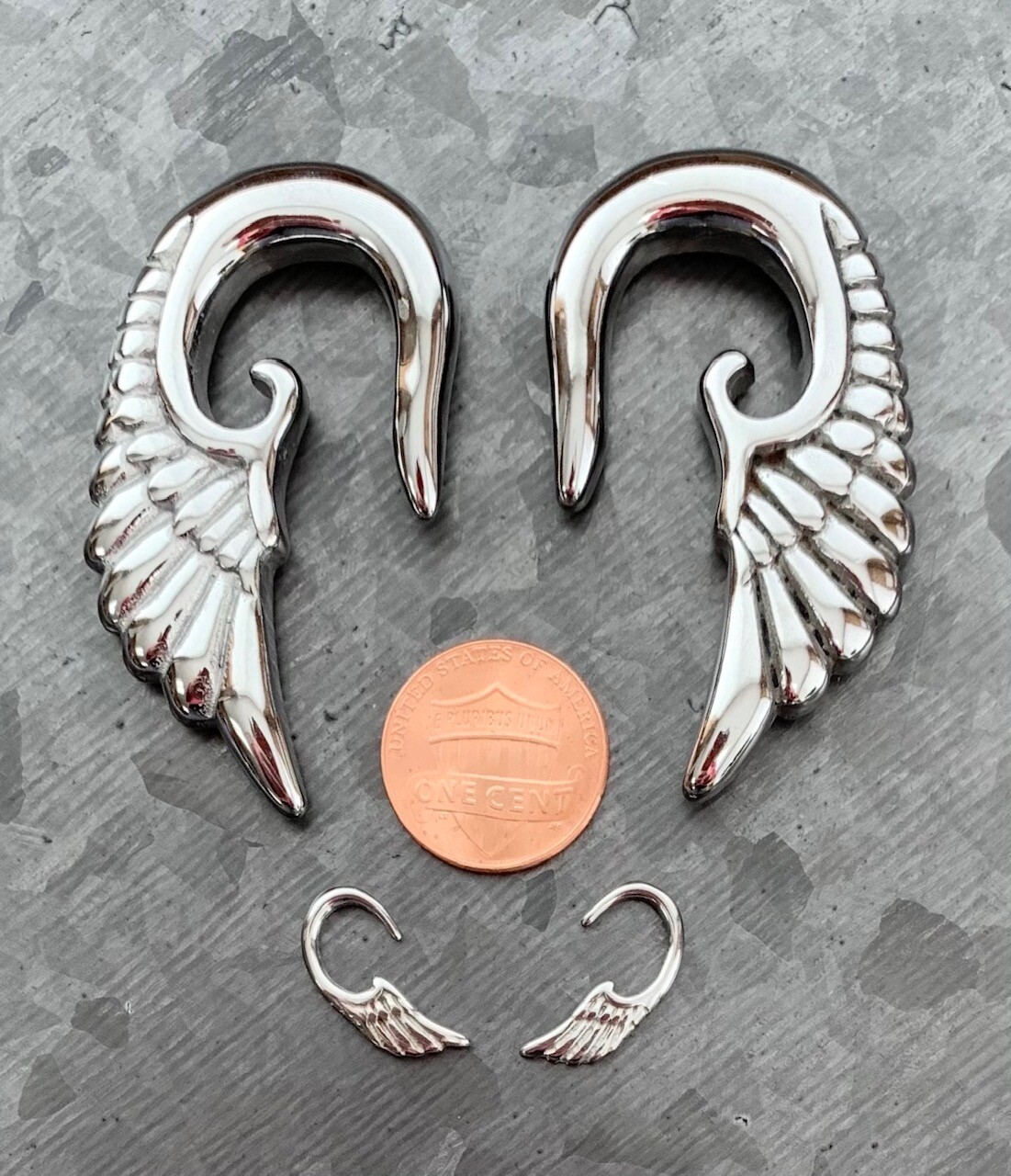 PAIR Steel Angel Wing Hanging Tapers Expanders Hangers Gauges Guages Plugs