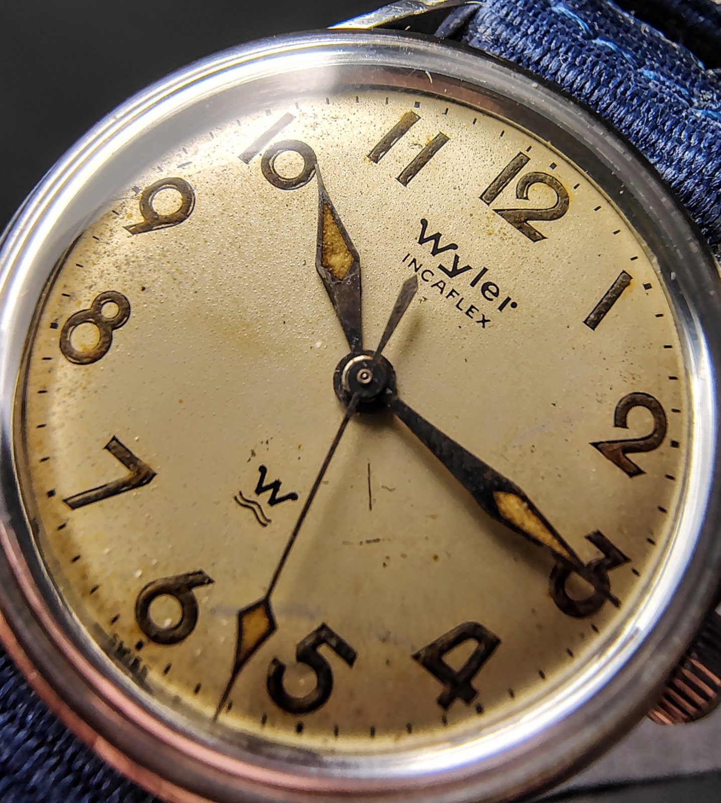 1950s Wyler Incaflex Navigator ETA 1070 Swiss Watch Runs Great Original Crown