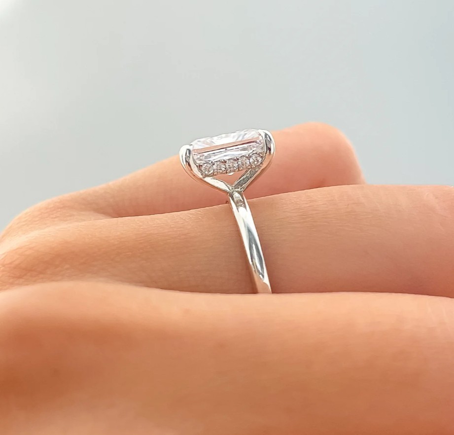 Modern Gents The Camille 3ct Radiant Cut SIMULATED Diamond Size 10