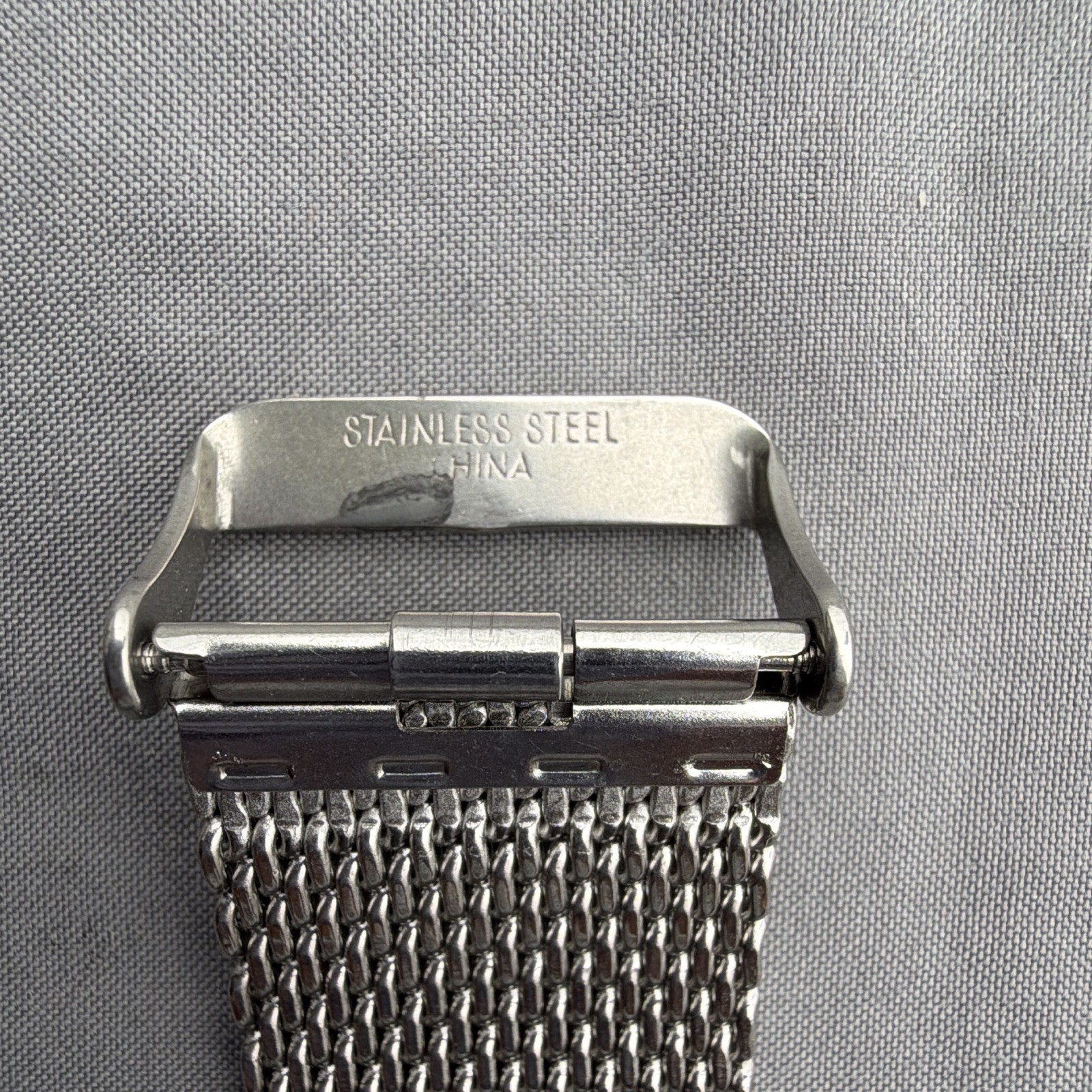 DC Comics Superman Quartz Analog Silver Tone Logo Dial Stainless Steel Mesh