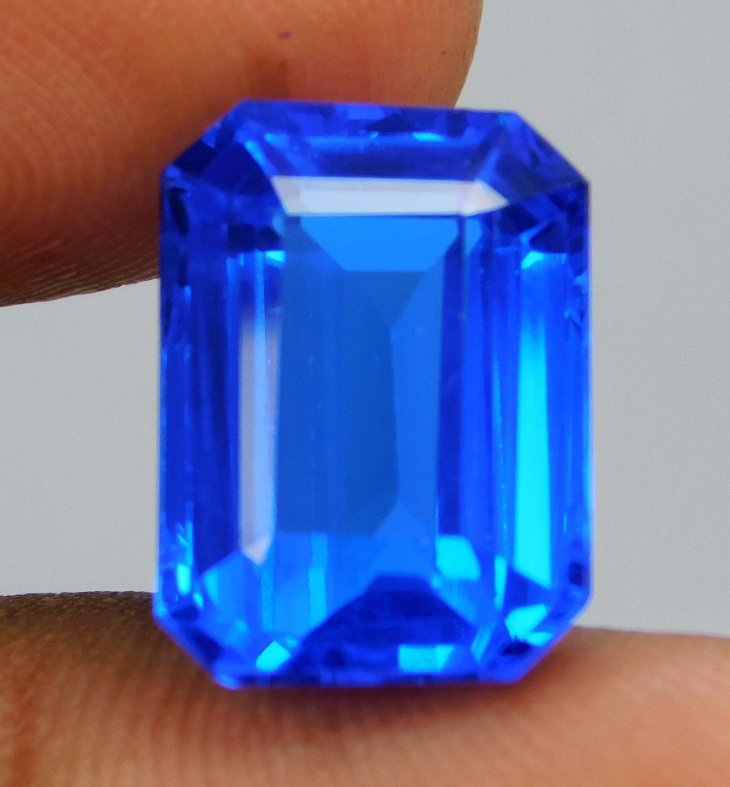 Top Quality Natural 9.85 Ct Cornflower Blue Spinel Ceylon Emerald Cut Loose Gems