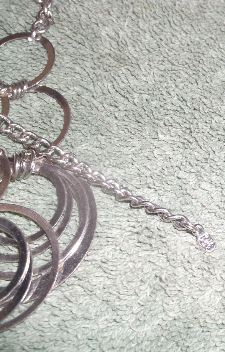 Vintage Silvertone Rings Necklace ~Signed ? ~ 19 1/2″