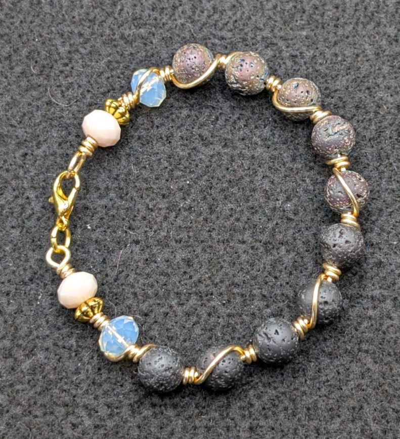 Women’s Boho Earthy Lava Rock Mix Beaded Wire Bracelet (15cm) x-small wrist