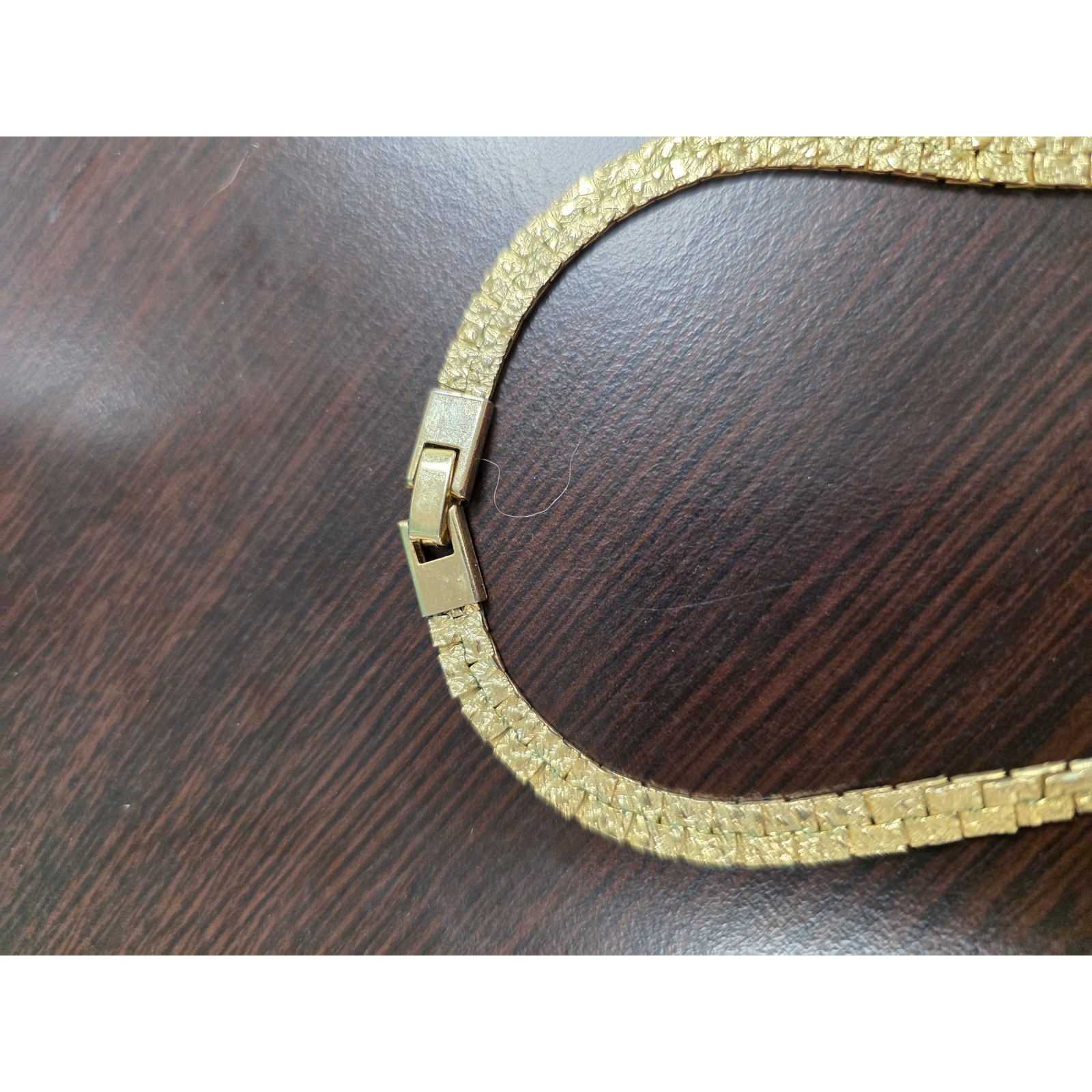 Vintage Gold Tone Nugget Flat Link Chain Necklace Textured Bark Finish 27g