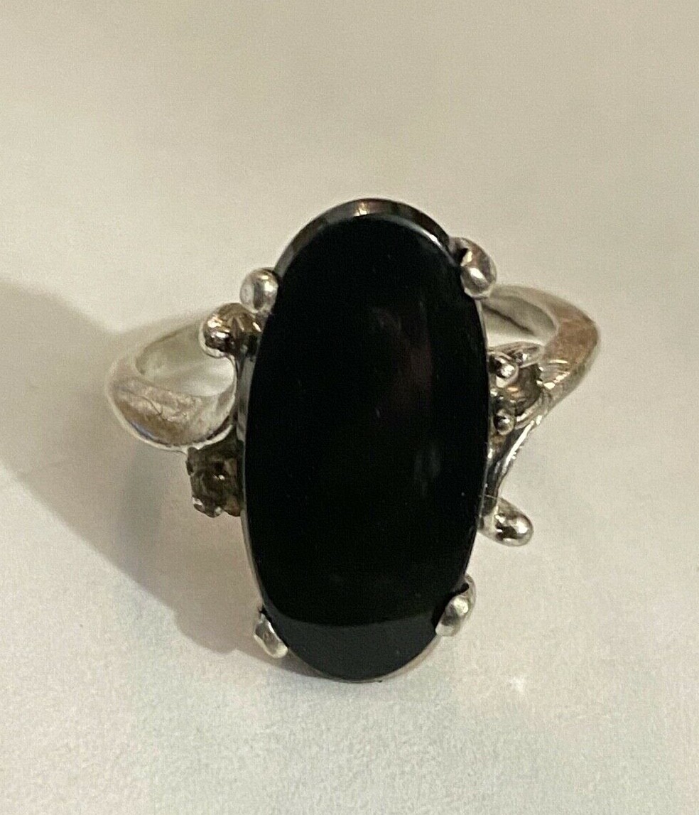 Vintage 925 Sterling Silver Onyx Ring Size 7.75