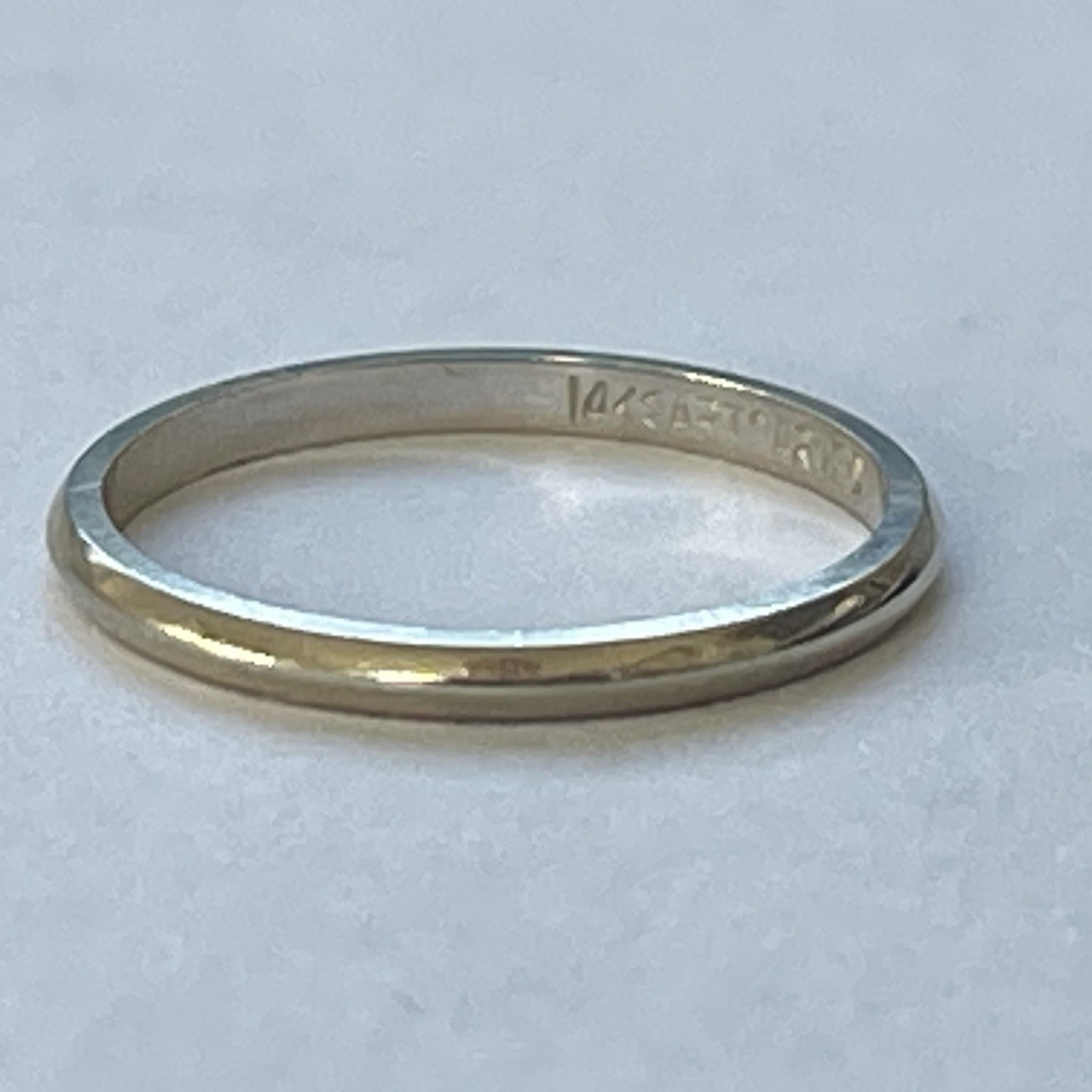 Dainty Minimalist Wedding Band 14k White Gold Plain Ring 1.4mm 1g Size 4.5