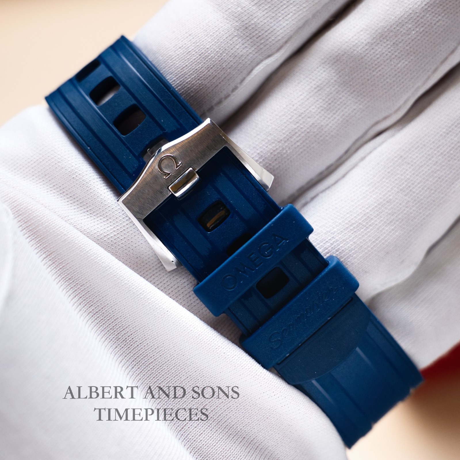Omega Seamaster Diver 300 210.32.42.20.03.001 42mm Blue Dial Box & Papers