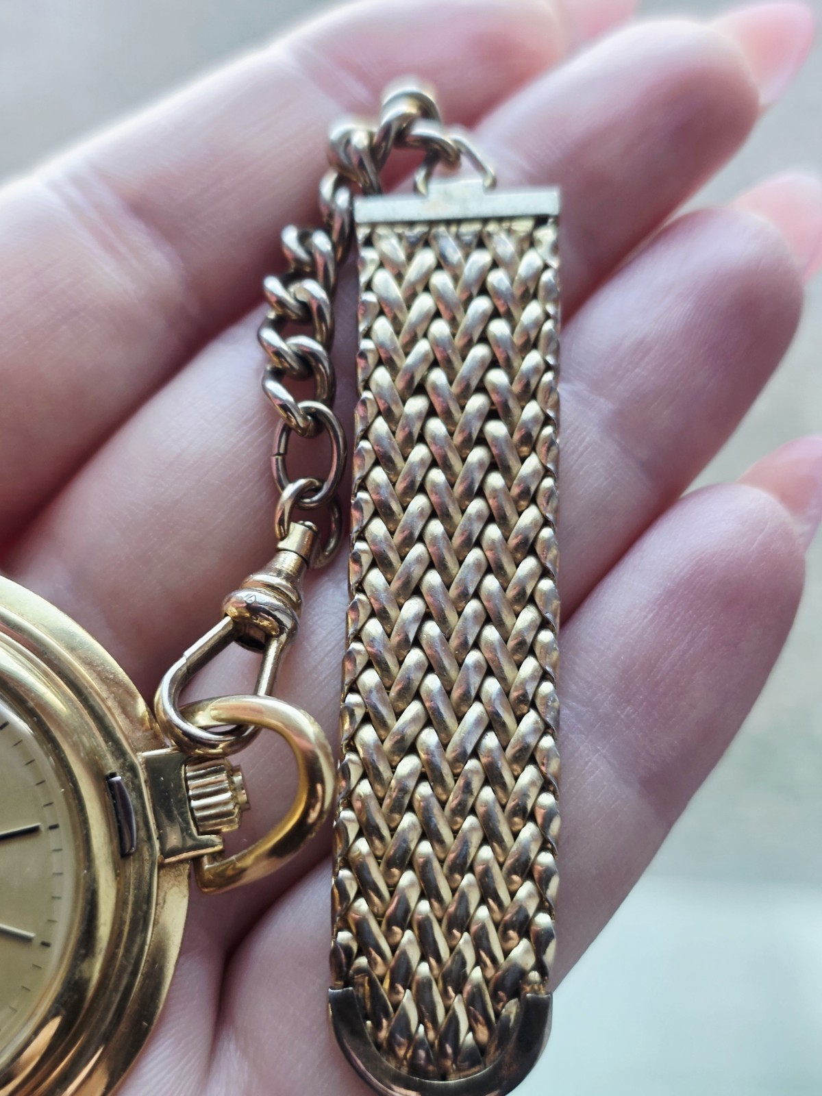 1984 Wittnauer Silhouette Swiss Lapel Pocket Watch – 17J Mechanical