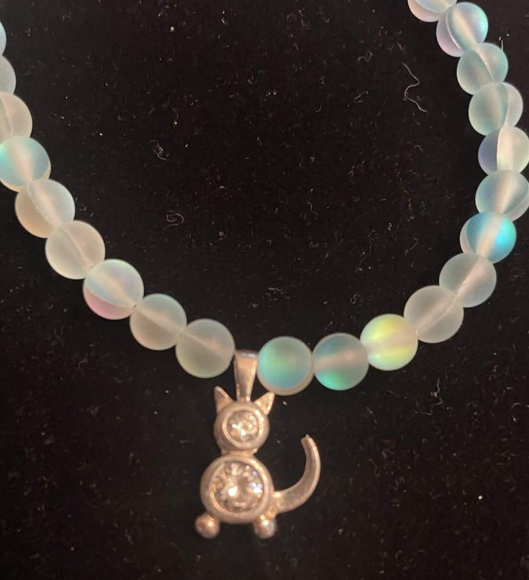 Blue Beaded Cat Charm Anklet. 10 Inches. Gift box.