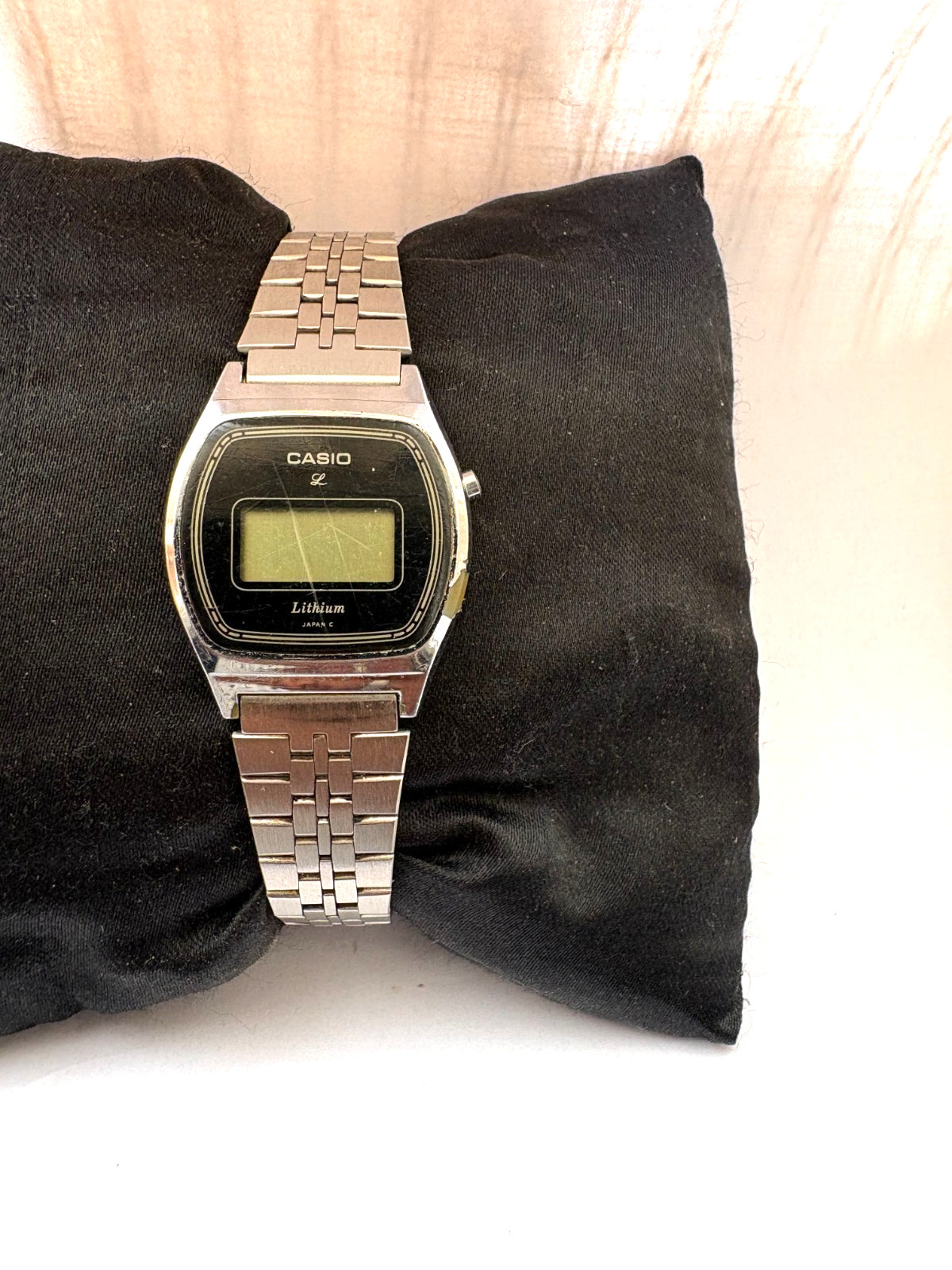 Casio Watch 192 LB320 Womens Retro Collection Digital NOT WORKING