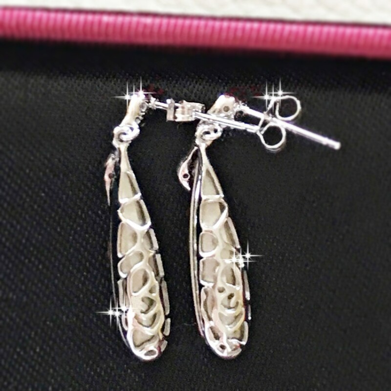 S925 Sterling Silver Made With SWAROVSKI Crystal Long Oval Amethyst Earrings