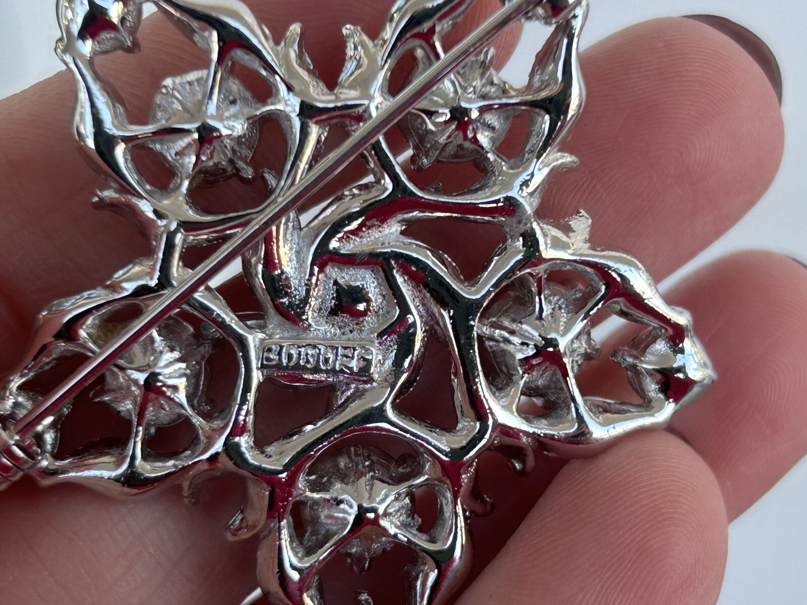 SPARKLING 1940s Vintage Signed Henry Bogoff Chicago White Rhinestone Star Brooch
