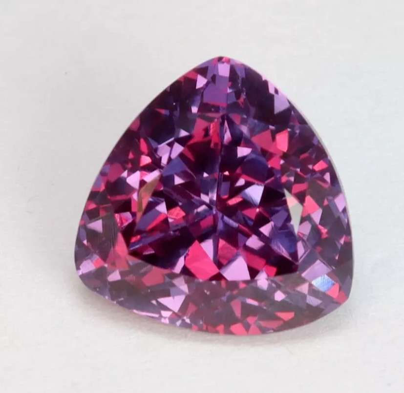 18 CT+ Natural Flawless Montana Purple Pink Sapphire Trillion Cut Loose Gemstone