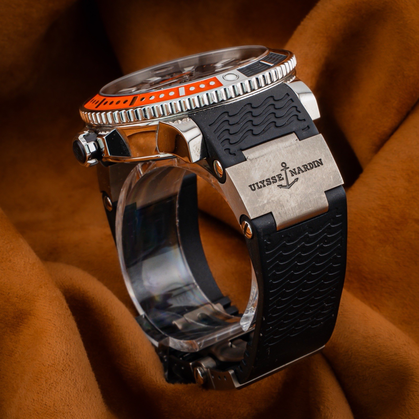 Ulysse Nardin Maxi Marine Diver Orange 45mm Limited Edition Excellent Condition