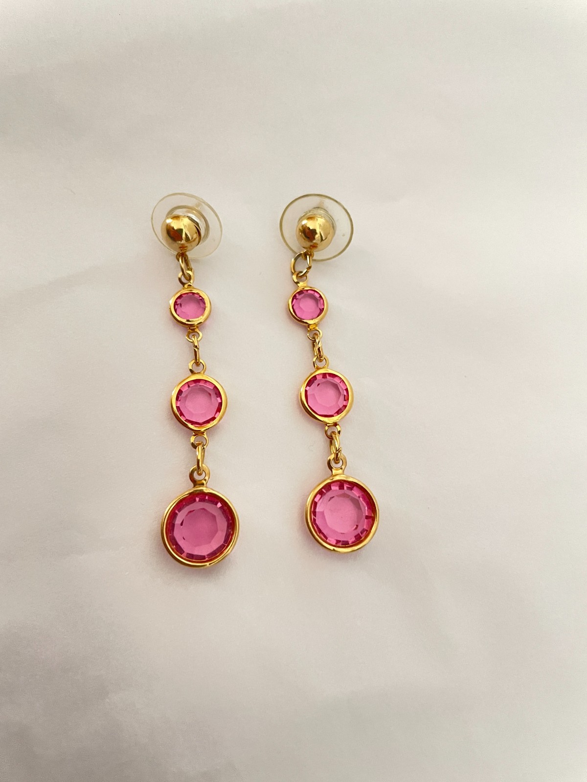 Lot of 2 Vintage Gold Tone Glass Bezel Bracelet & Earrings Pink Purple Blue