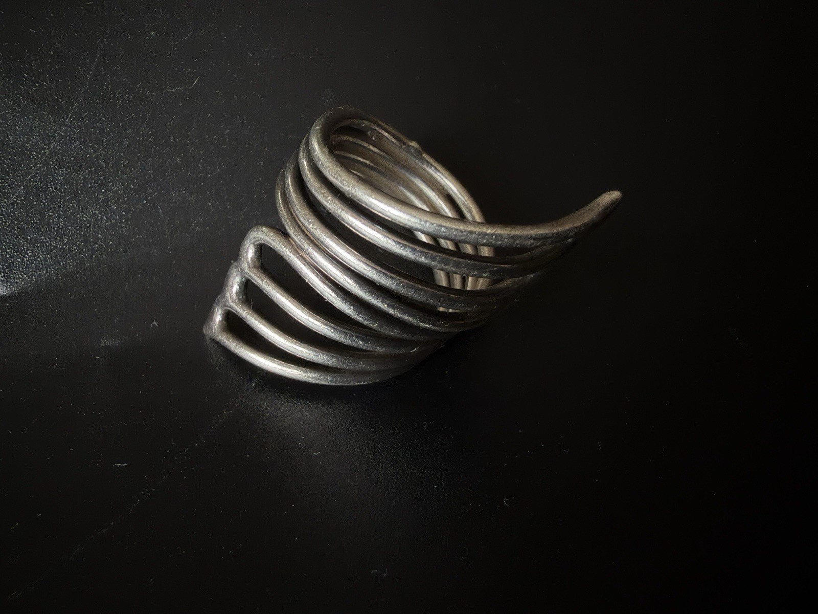925 Silver Modernist Openwork Bypass Ring 8.8 Grams Size 8.5 Sculptural Vintage