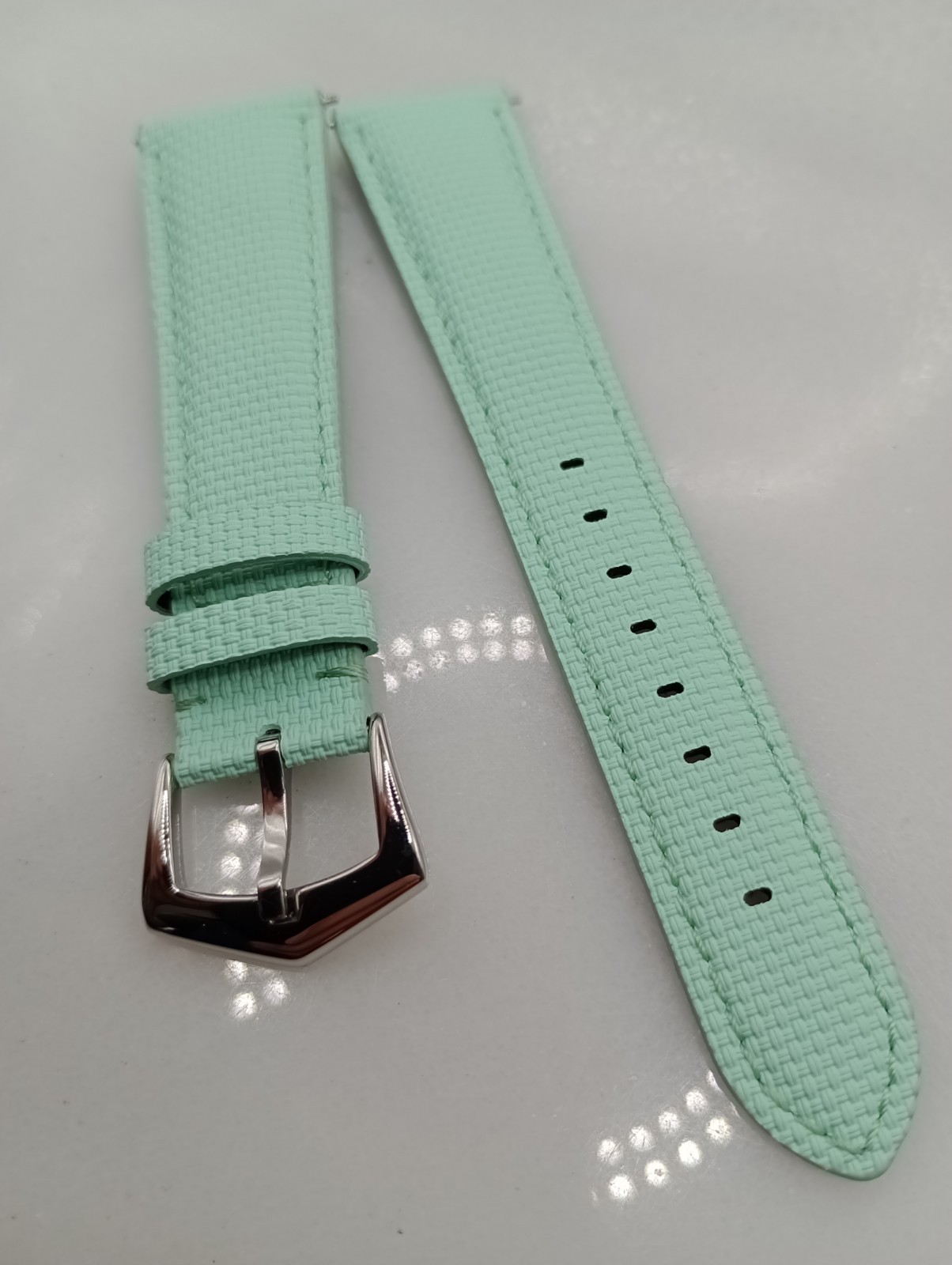New 20mm Watchgecko Premium FKM Rubber Green Watch Strap Quick Release 6B447