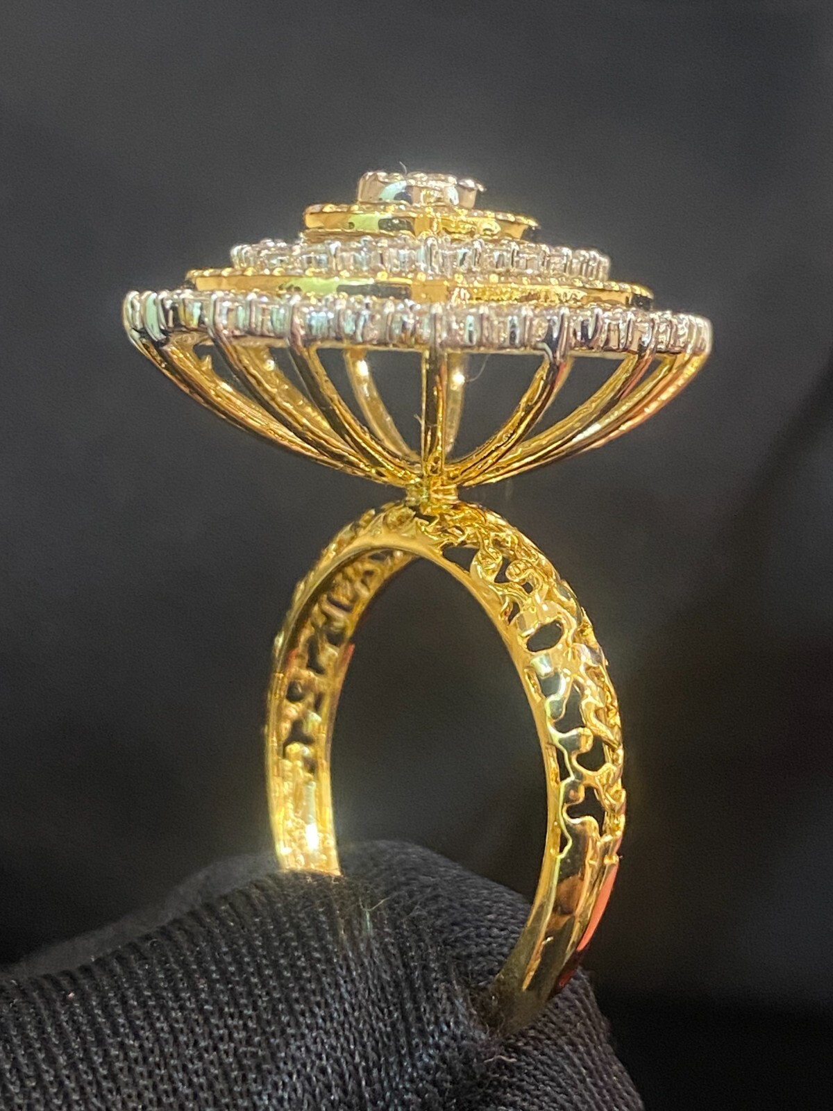 Stunning 1.90 Cts Round Brilliant Diamonds 4-Row Halo Wedding Ring In 14K Gold