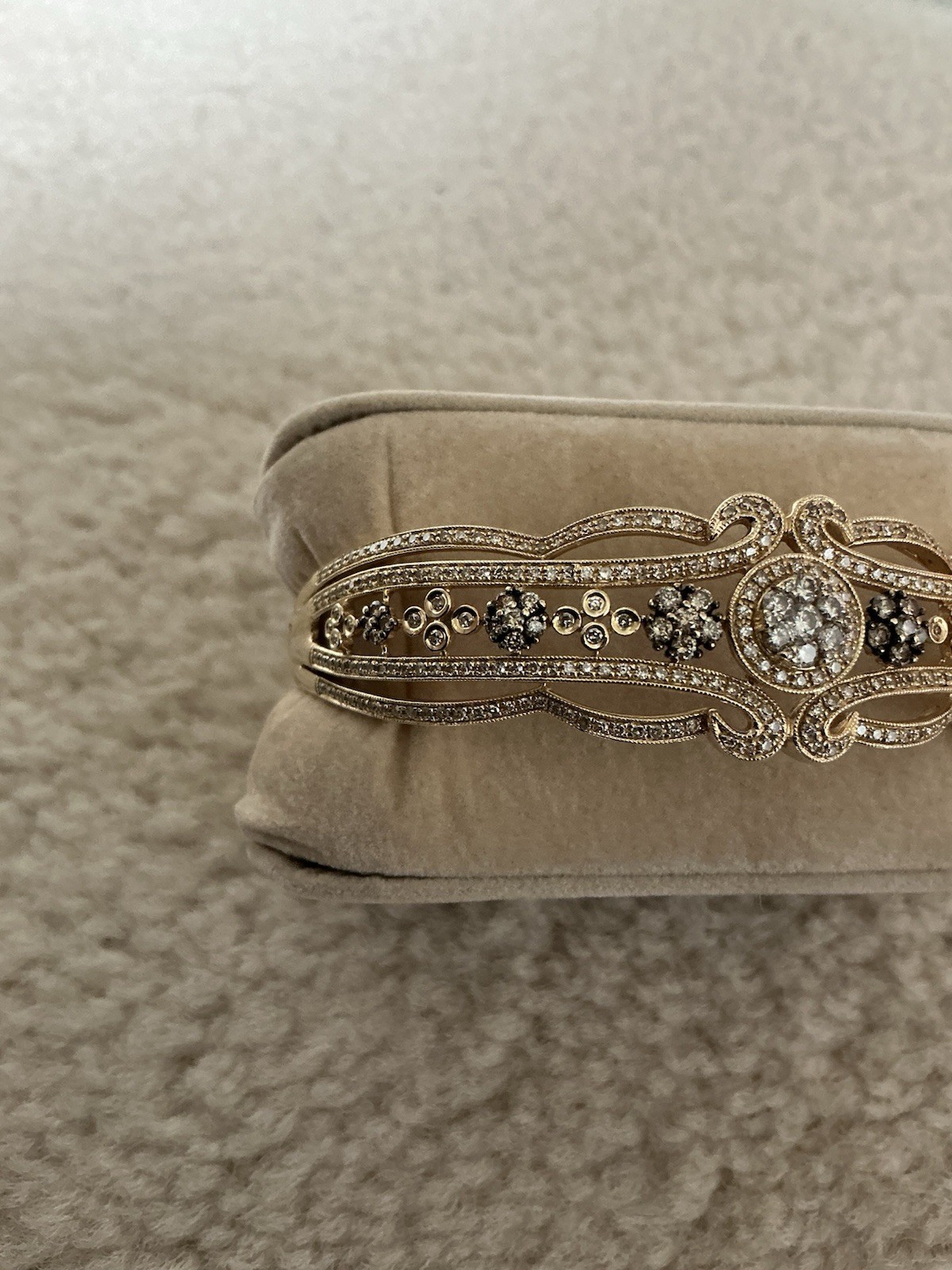 BEAUTIFUL VINTAGE EFFY BRAND ESPRESSO 14K GOLD WHITE DIAMOND BANGLE BRACELET