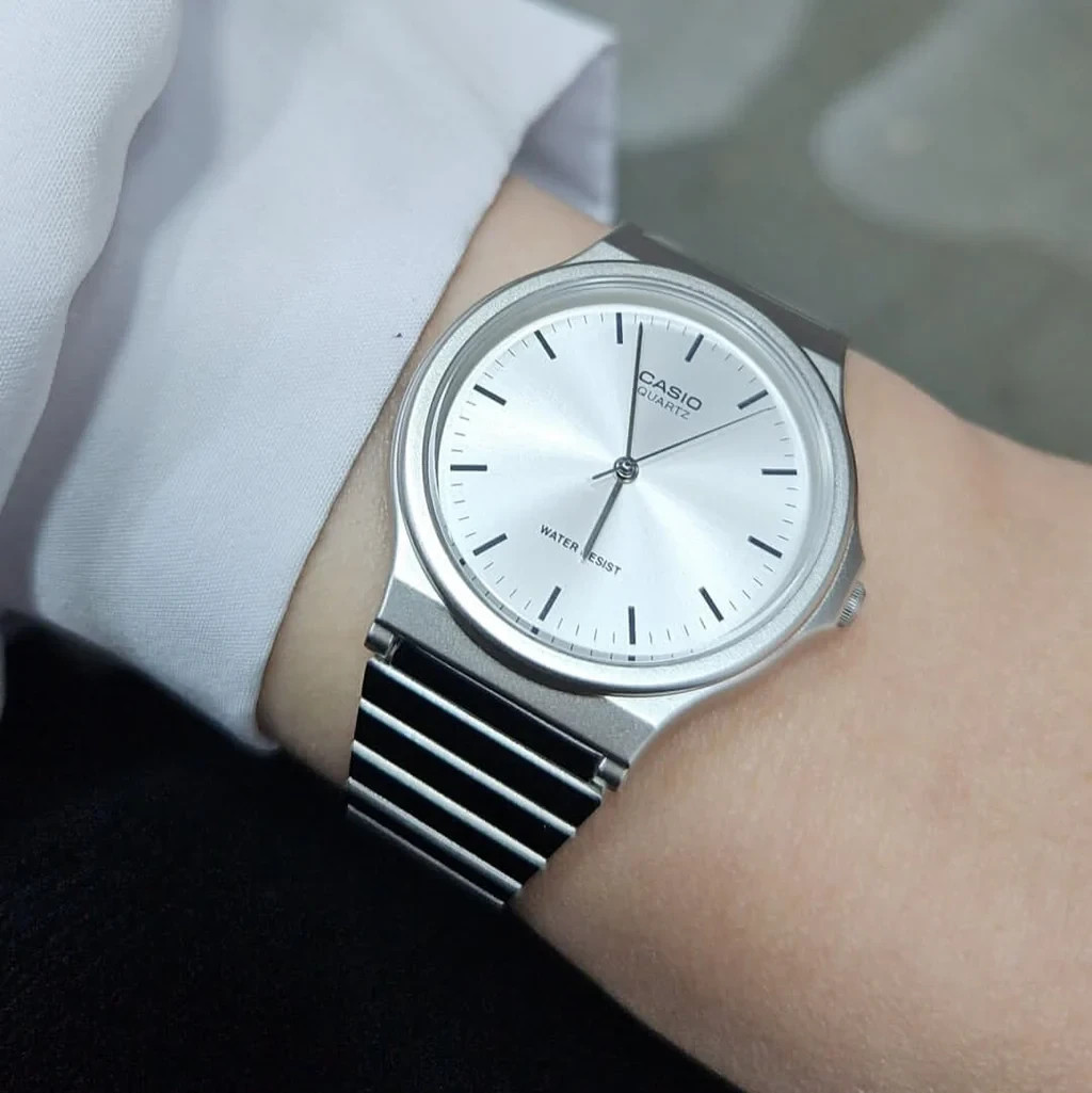 Casio MQ-24D-7E Analog Watch White Dial Stainless Steel Quartz Water Resistant