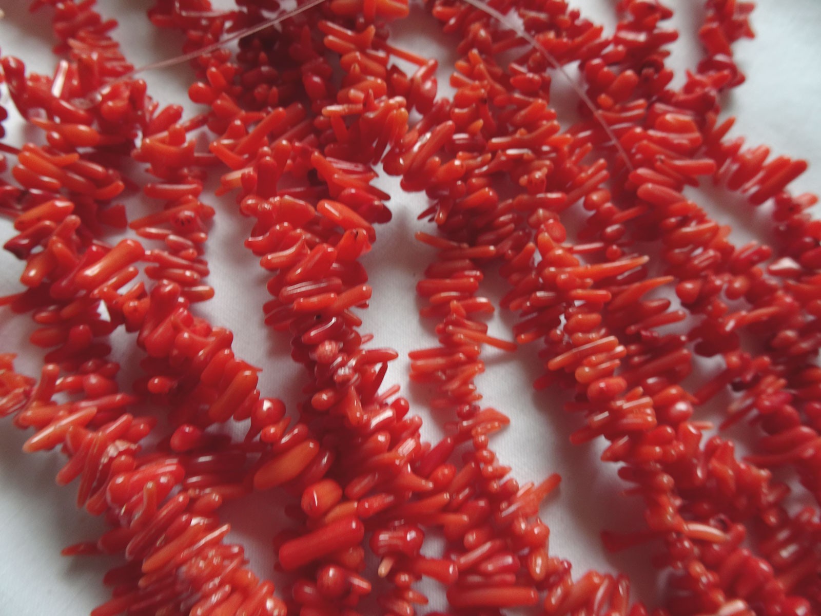 TWO 16 1/4″ Strands Small Red Coral Branch 5-12mm Long Beads CD A377 DNG