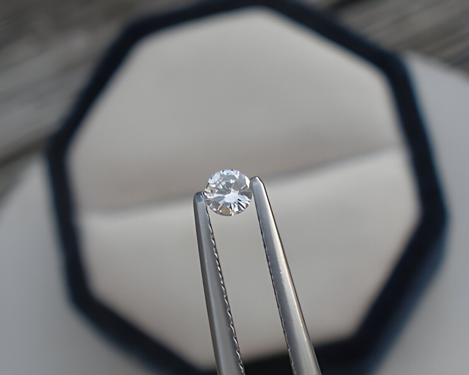2.45 CT Natural White Diamond Round Cut 9 MM VVS1 D Grade IDGL Certified A3