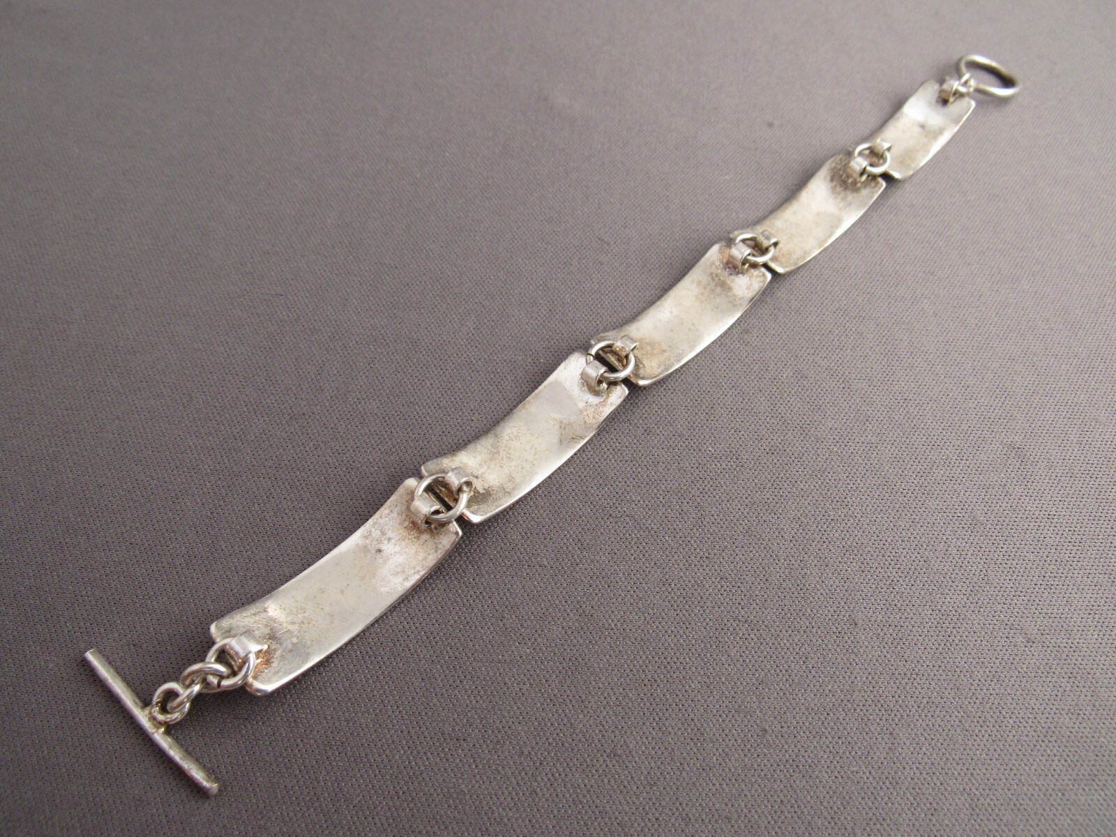 VINTAGE ALPACA NICKLE SILVER CURVE BAR GREEK KEY TURQUOISE INLAY TENNIS BRACELET