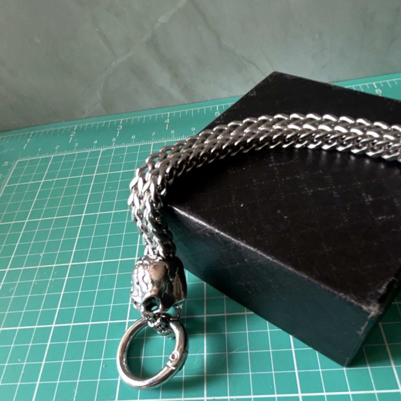 Men’s Silver Tone Cuban Link Skull Chain Bracelet Stainless Steel 9in