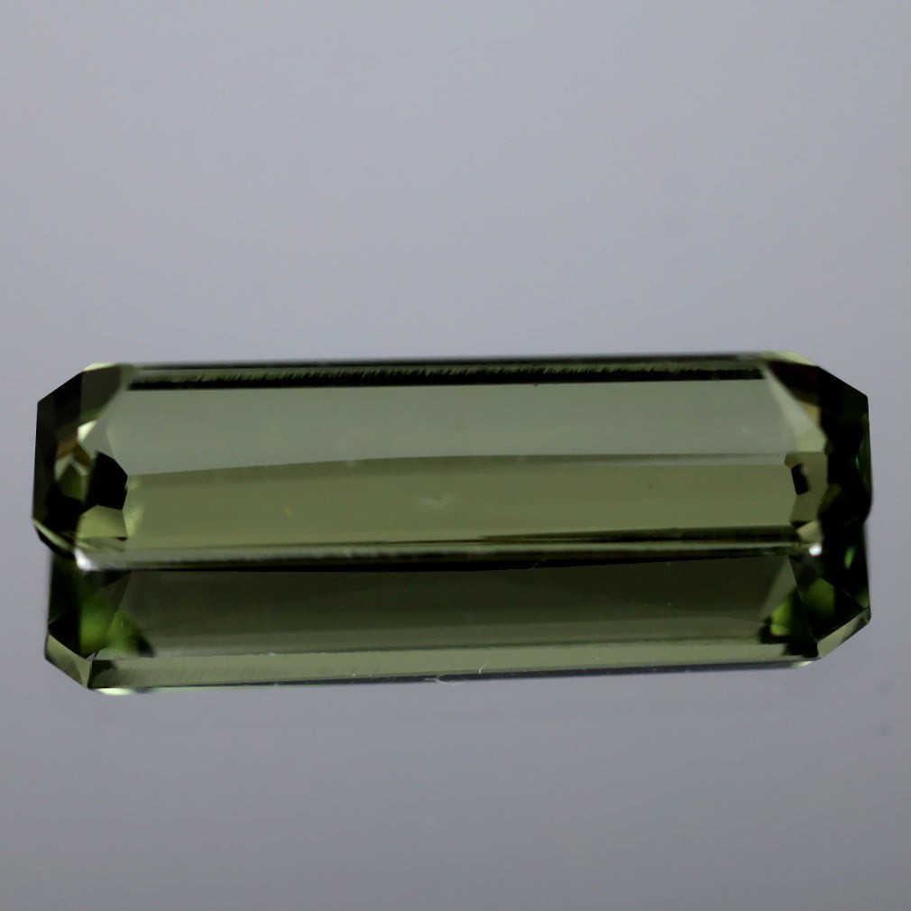 3.51 ct Splendid Octagon (17.03 x 5.36 mm) Turkey Natural Color Change Diaspore