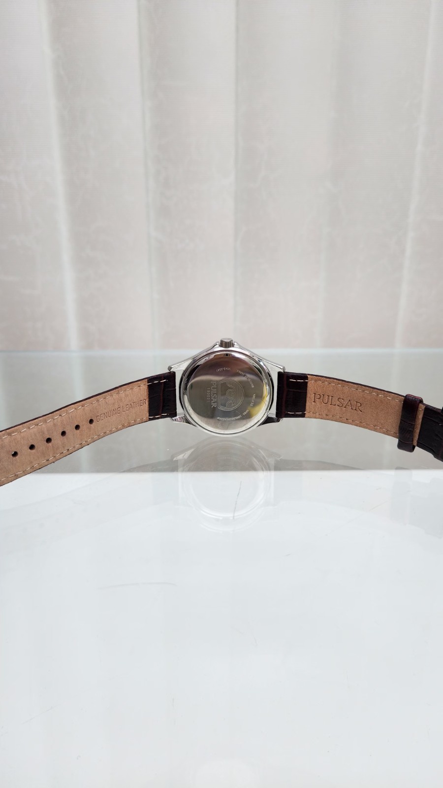 Pulsar mens watch Date , Easy To Read, Brown Leather, WR 50m. (A4)