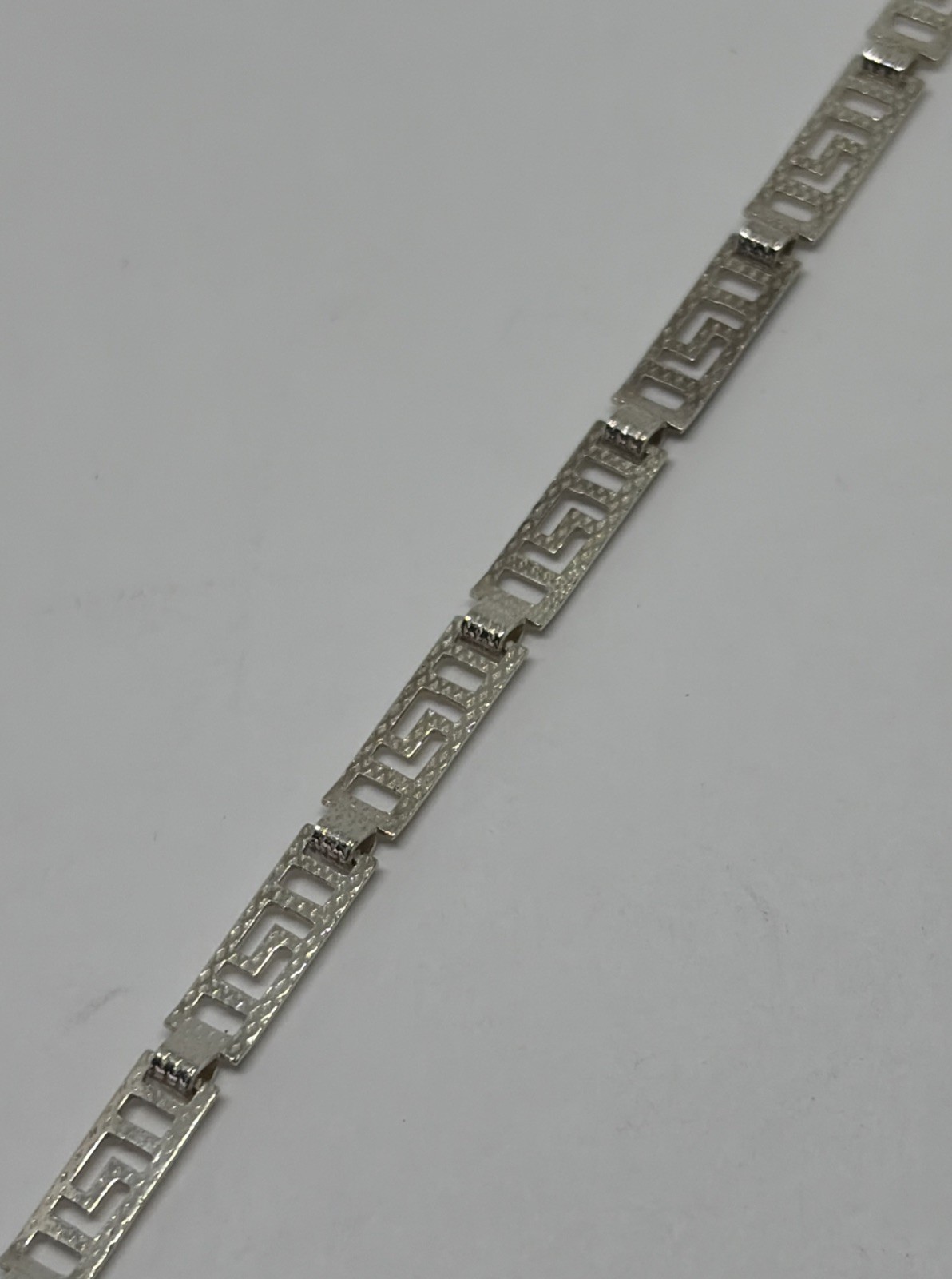 NWT VTG Silvertone Greek Key 4mm Wide Rect Link Bracelet 7-1/2″ w/ Spring Ring