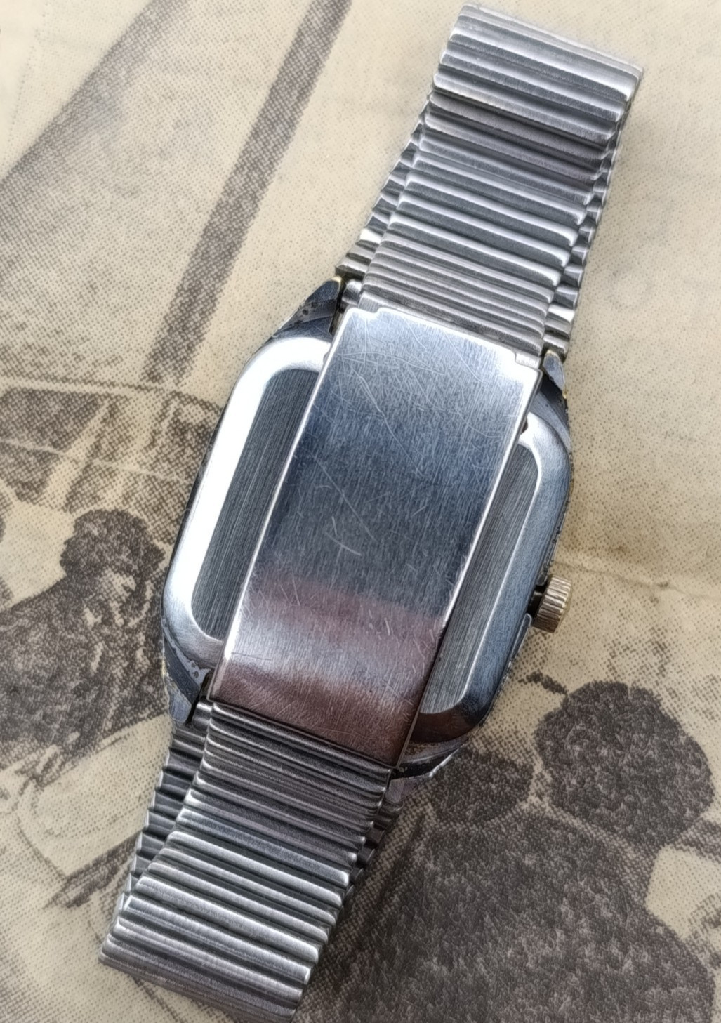 Nice collectiable Soviet Vintage Raketa Original USSR watch 2614.H 18j early 80s