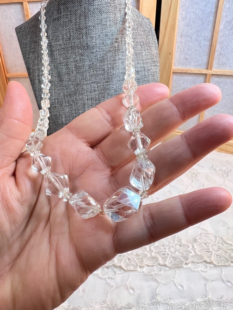 Vintage Faceted Crystal Necklace 24″L