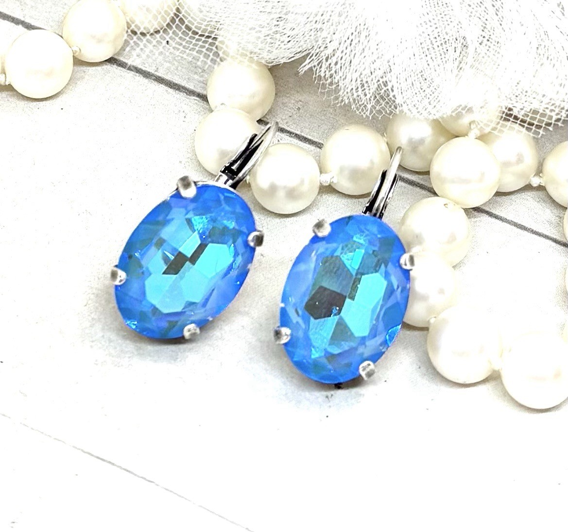 Antique Silver Plated 18mm Ocean Blue Delite Oval Crystal Cup Chain Earrings