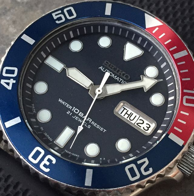 NEW REPLACEMENT DARK BLUE DIAL & HANDS LARGE DIVERS 10 BAR SKX032 (7S26-0040)