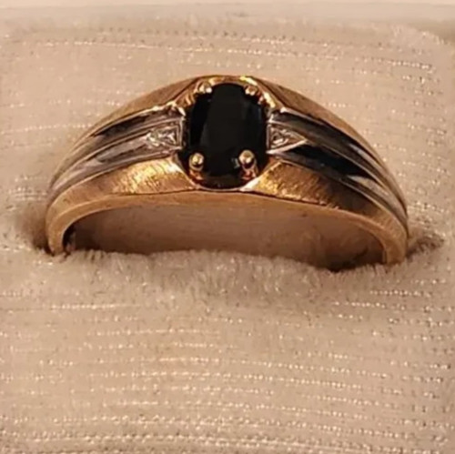 Vintage Men’s 10K Solid Yellow & White Gold Oval Black Onyx Ring Magic Glo Sz 11